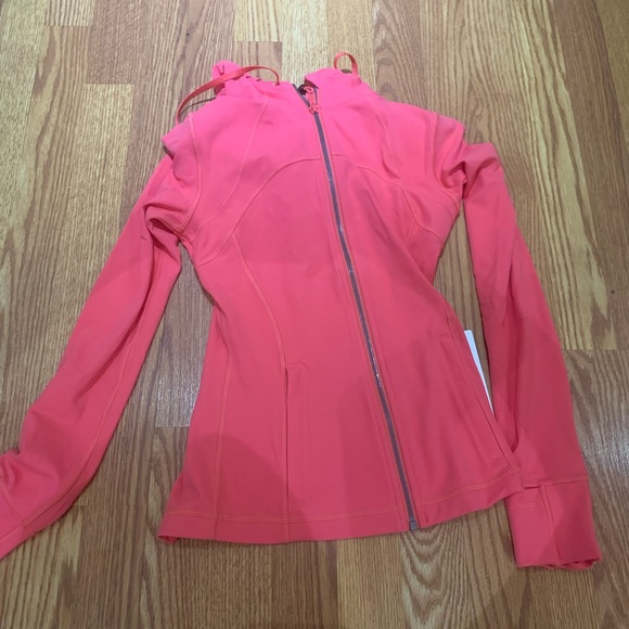 NWT Lululemon Pale Raspberry Hooded Define Jacket Sz 4 - Picture 6 of 9
